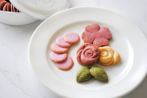 【J.DEUX CERCLE】Ring Berry Sablé |花瓣造型莓果薄脆曲奇鐵盒