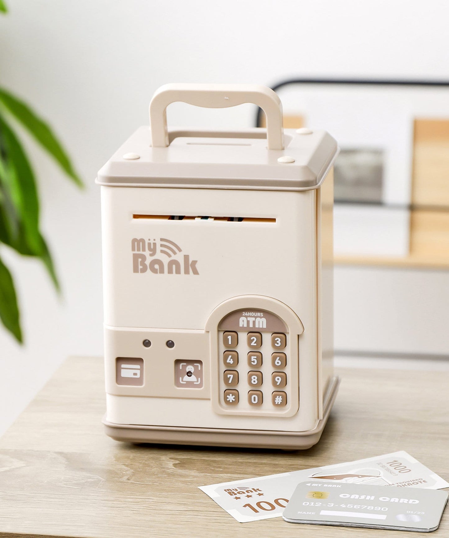 3 Coins 電子貯金箱