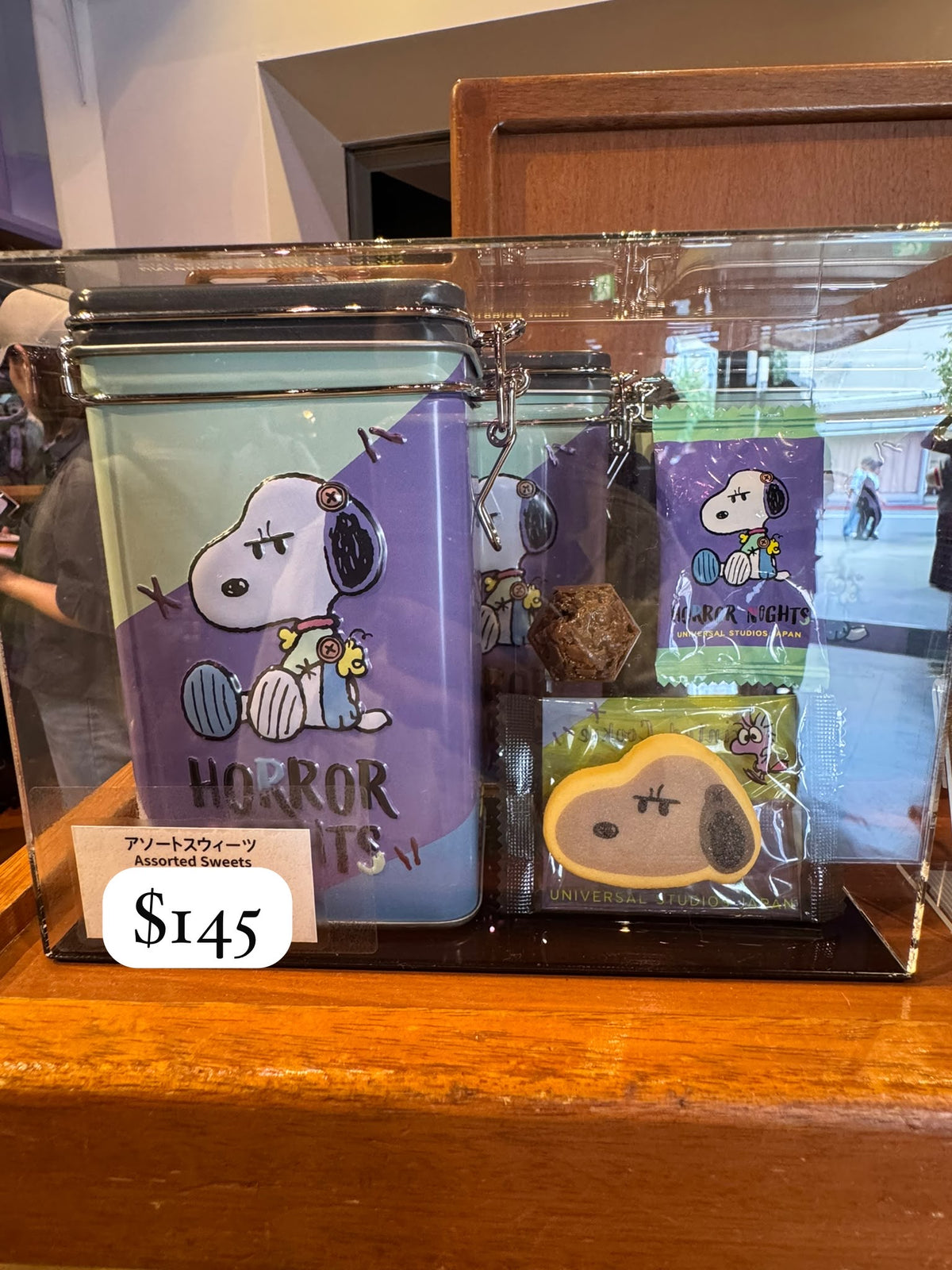 SNOOPY 萬聖節限定  曲奇罐