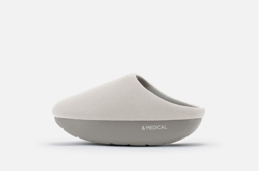 【&MEDICAL】Kamoleg 2.0 室內鍛鍊健身拖鞋丨Off White