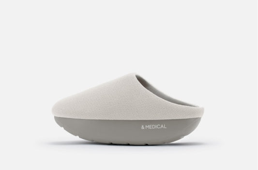 【&MEDICAL】Kamoleg 2.0 室內鍛鍊健身拖鞋丨Off White